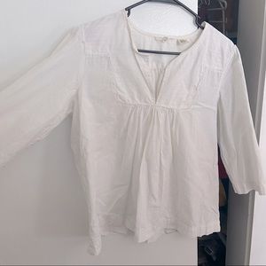 Size L Levi’s white flowy blouse
